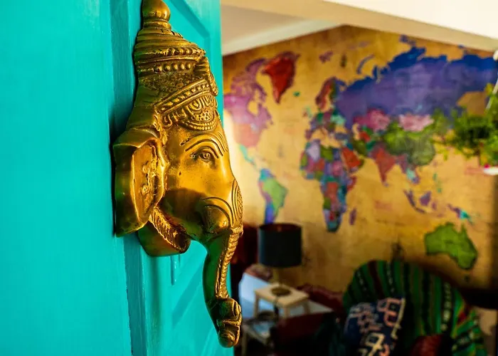 Paz & - Peace & Guest house *