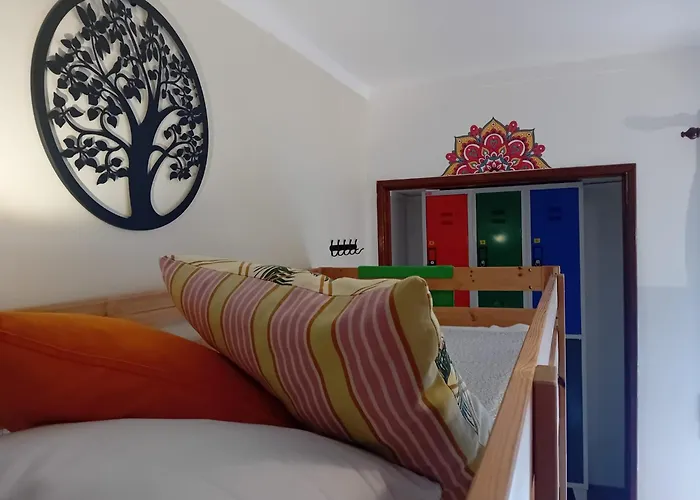 Paz & - Peace & Guest house Nazare